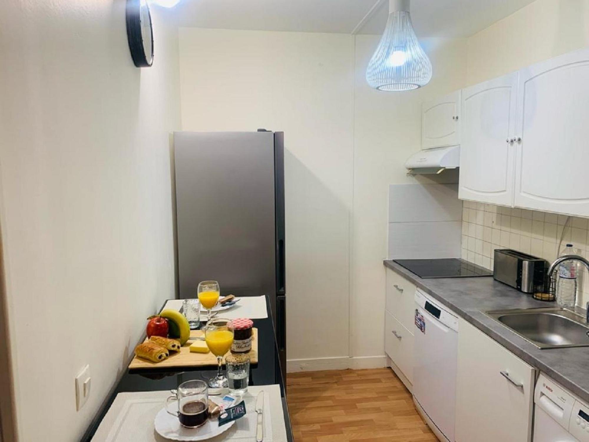 Appartement Calme Et Chaleureux Proche De Paris Courbevoie Eksteriør billede